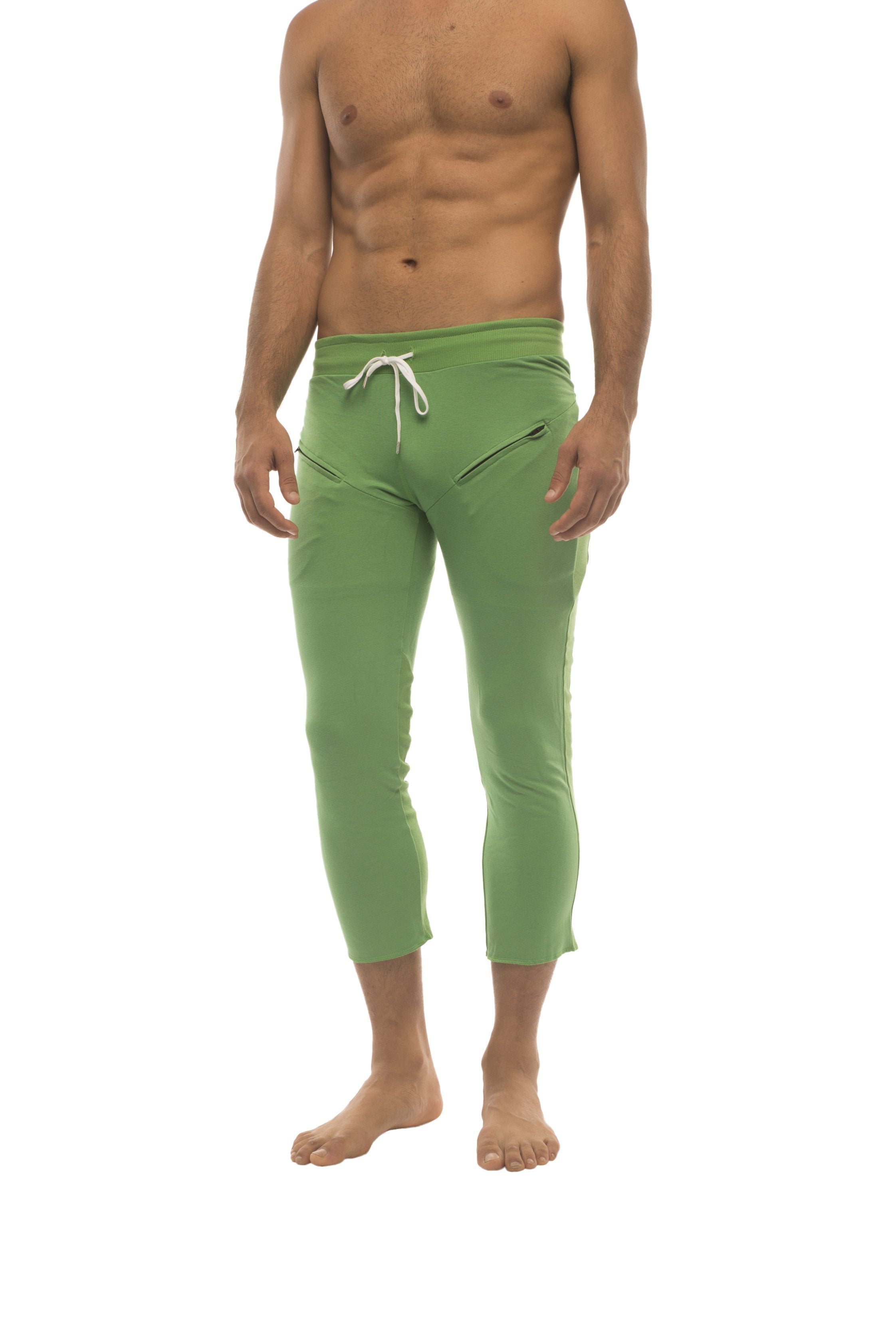 Mens 4/5 Zipper Pocket Capri Yoga Pants 