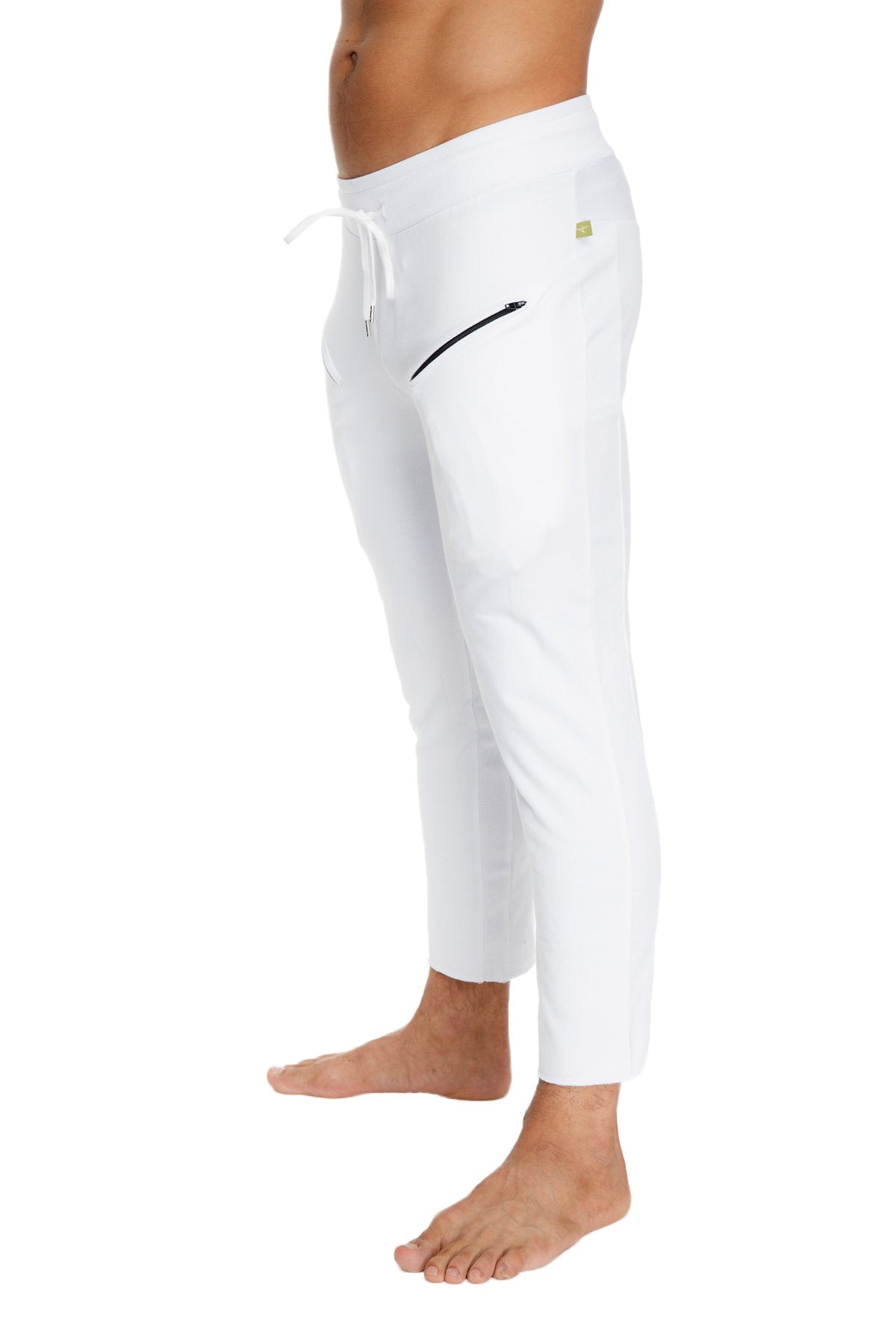 white capri yoga pants