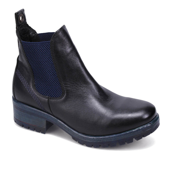 bueno chelsea boots