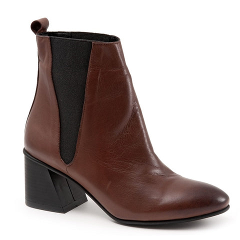 Tall Leather Boots & Booties | Bueno | Bueno Shoes