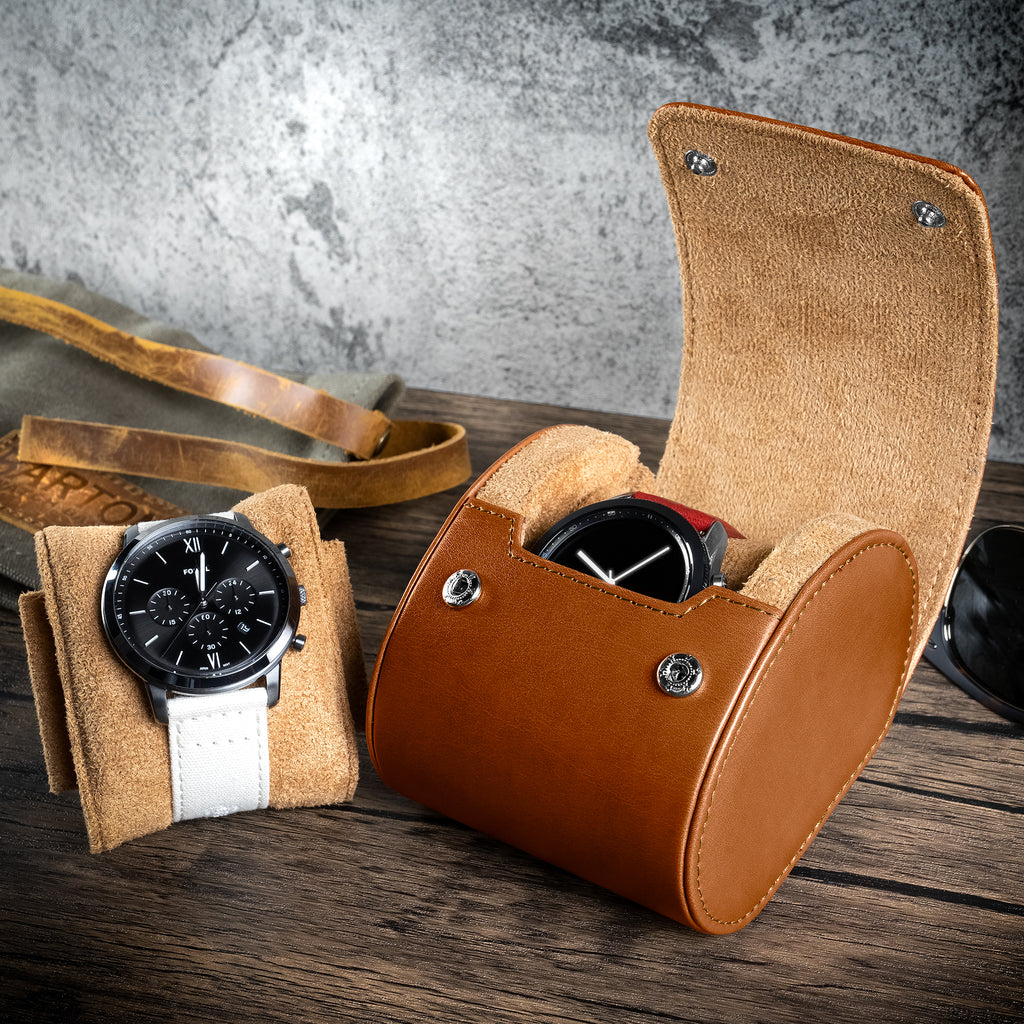 single watch roll in leather