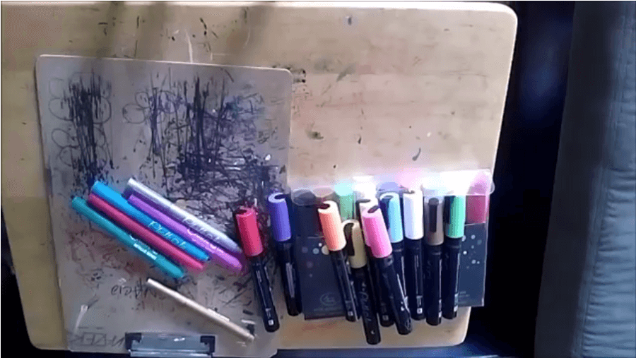 Jumbo Markers: Markers for Graffiti