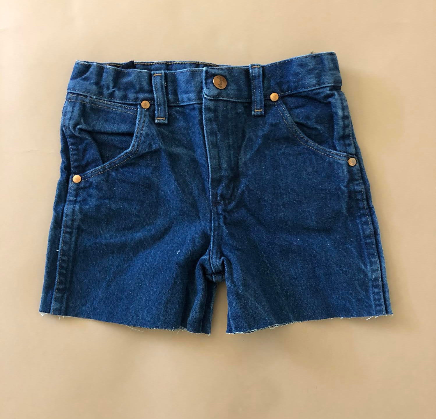 Vintage Wrangler Denim Cut off Shorts Size 6 – harlowjade