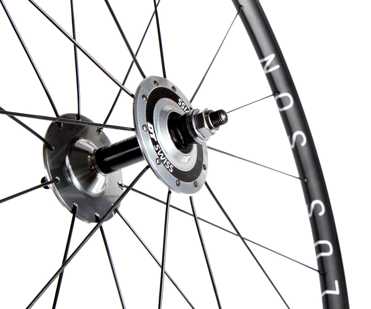 DT Swiss 370 Front Track Hub 20h Bolt-on by DT Swiss | sport-u.com