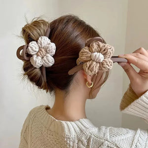 Cozy Knitted Flower Hair Clips (2 PCS) - mood & doow