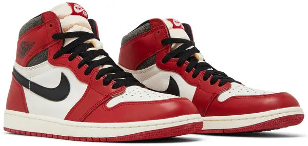 Air Jordan 1 Retro High OG 'Chicago Lost & Found' Size 15 NEW