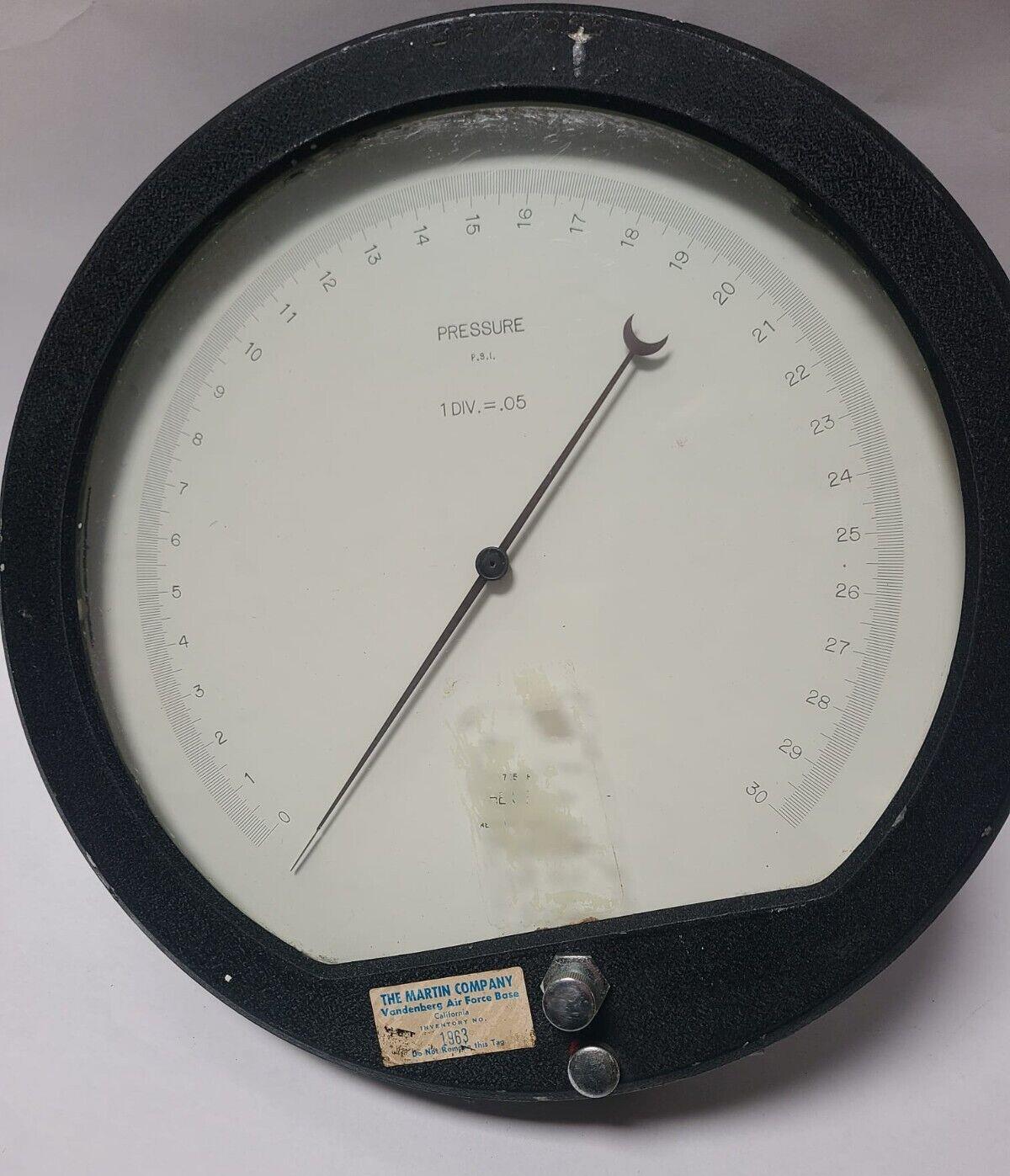 HEISE Pressure Gauge 0-30 Divisions Test Gage Steampunk