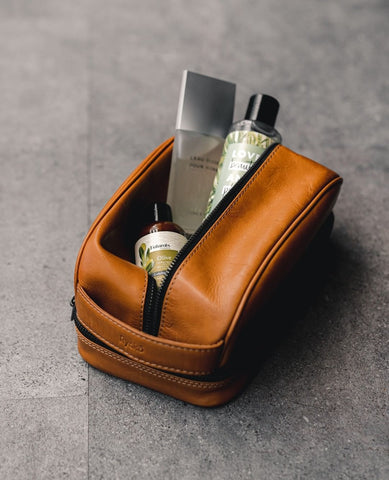 Tan Liwa Dopp Kit