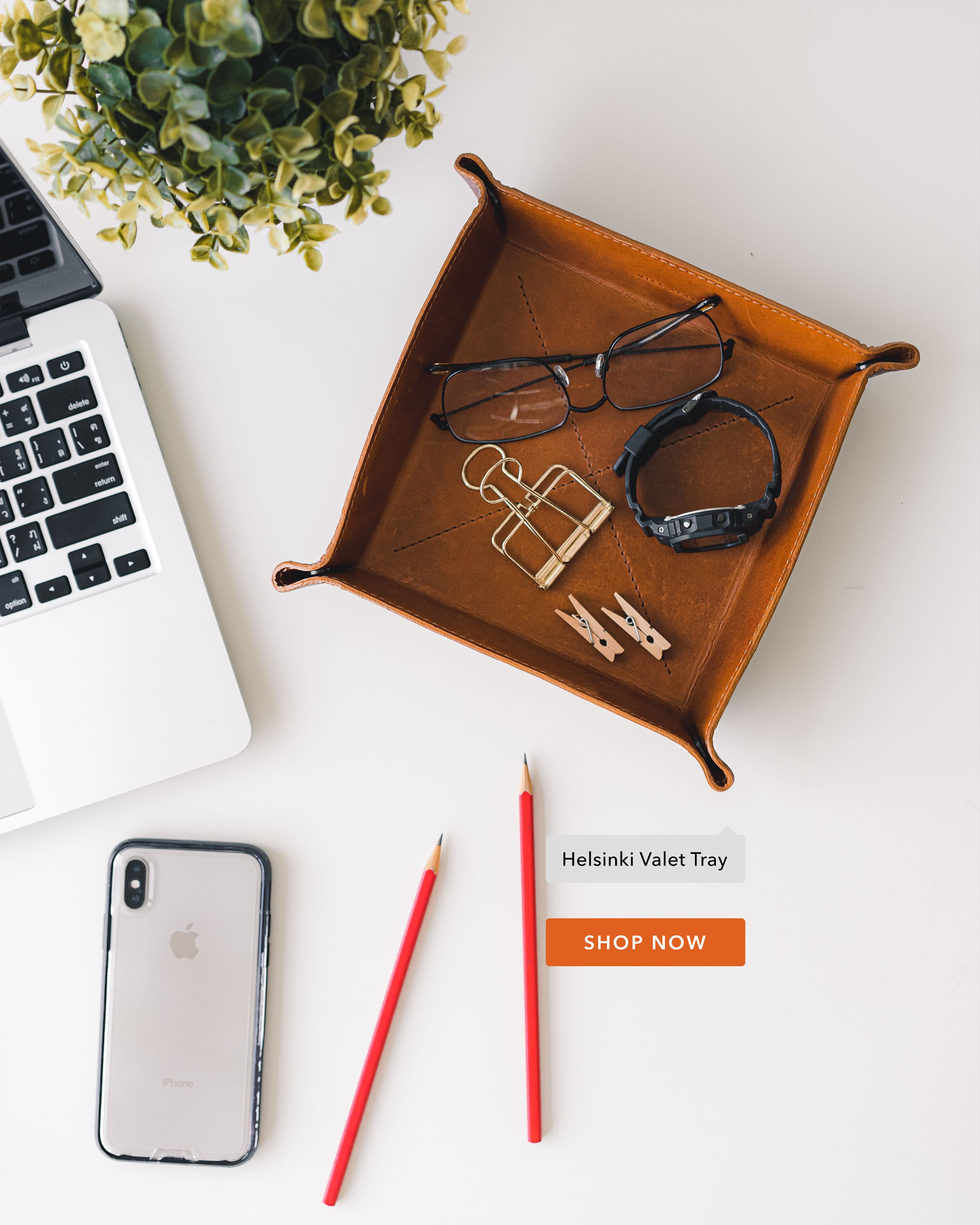 Leather tray for office desk