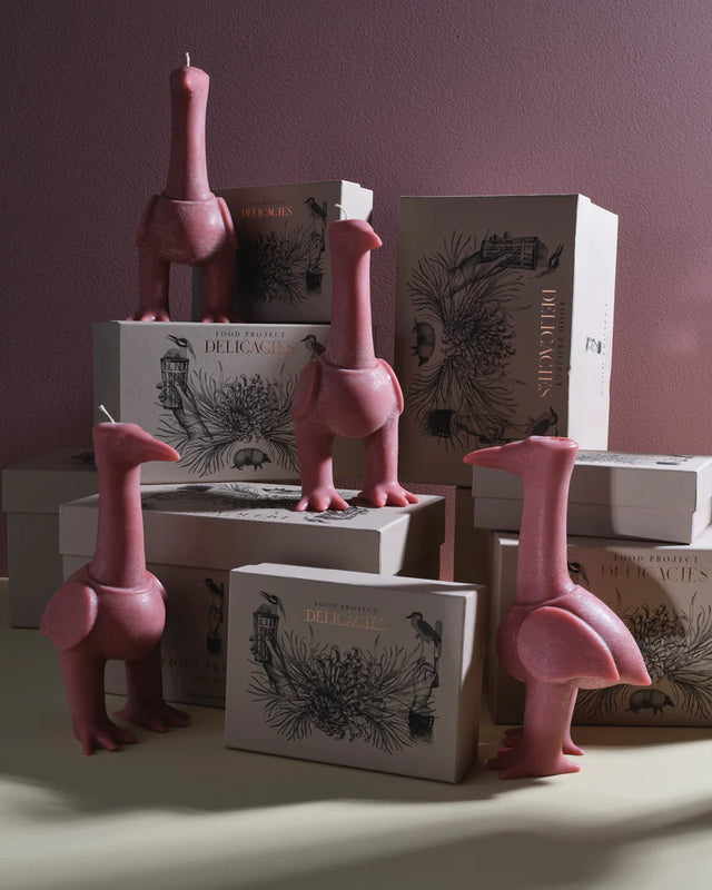 Birdie Burn Candle - F_P_0590_copy_900x_4e784eb4-4f05-428a-b7ac-fca4e93590c4