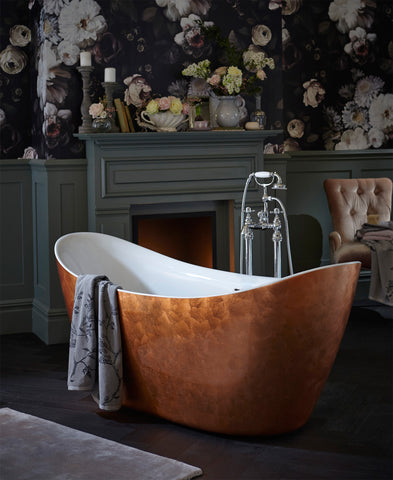 freestanding copper tubs for a bathroom