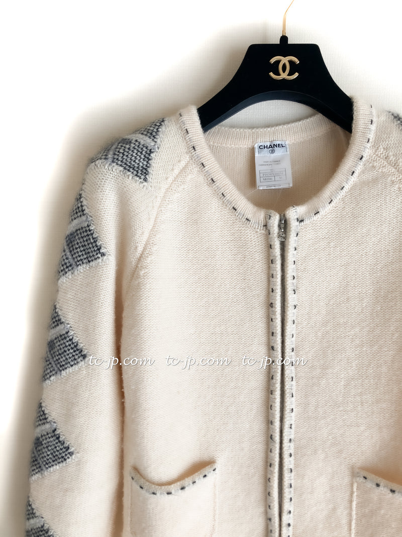 CHANEL 02A Black Grey Creme wool Cardigan 38 シャネル ブラック・グレー・クリーム・ウール カーディガン  即発