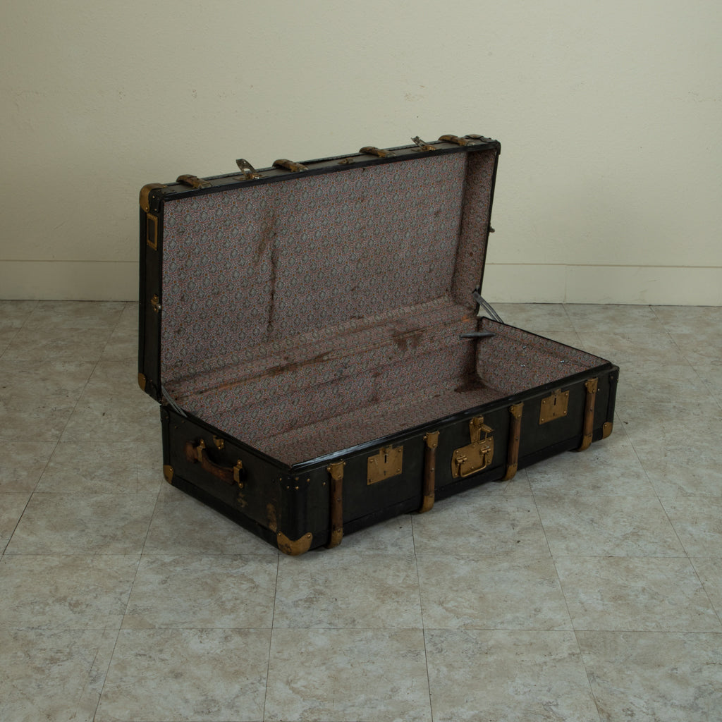 steamer suitcase