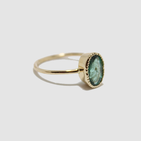 14K Gold Oval Emerald Ring