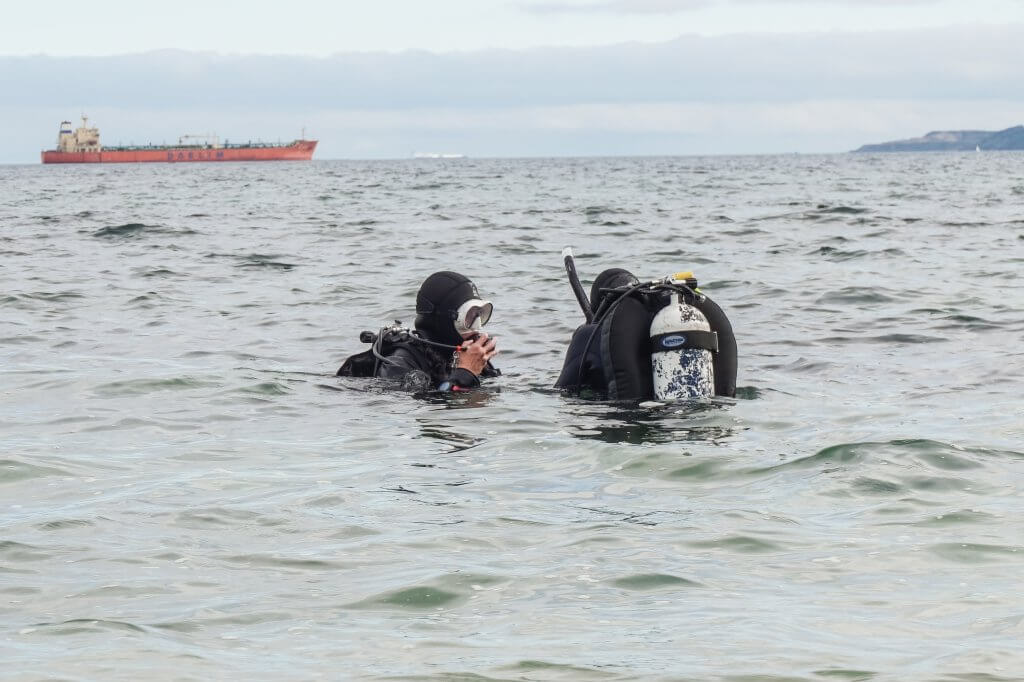 Beth Sadler's open water dive at PADI Women’s Dive Day event