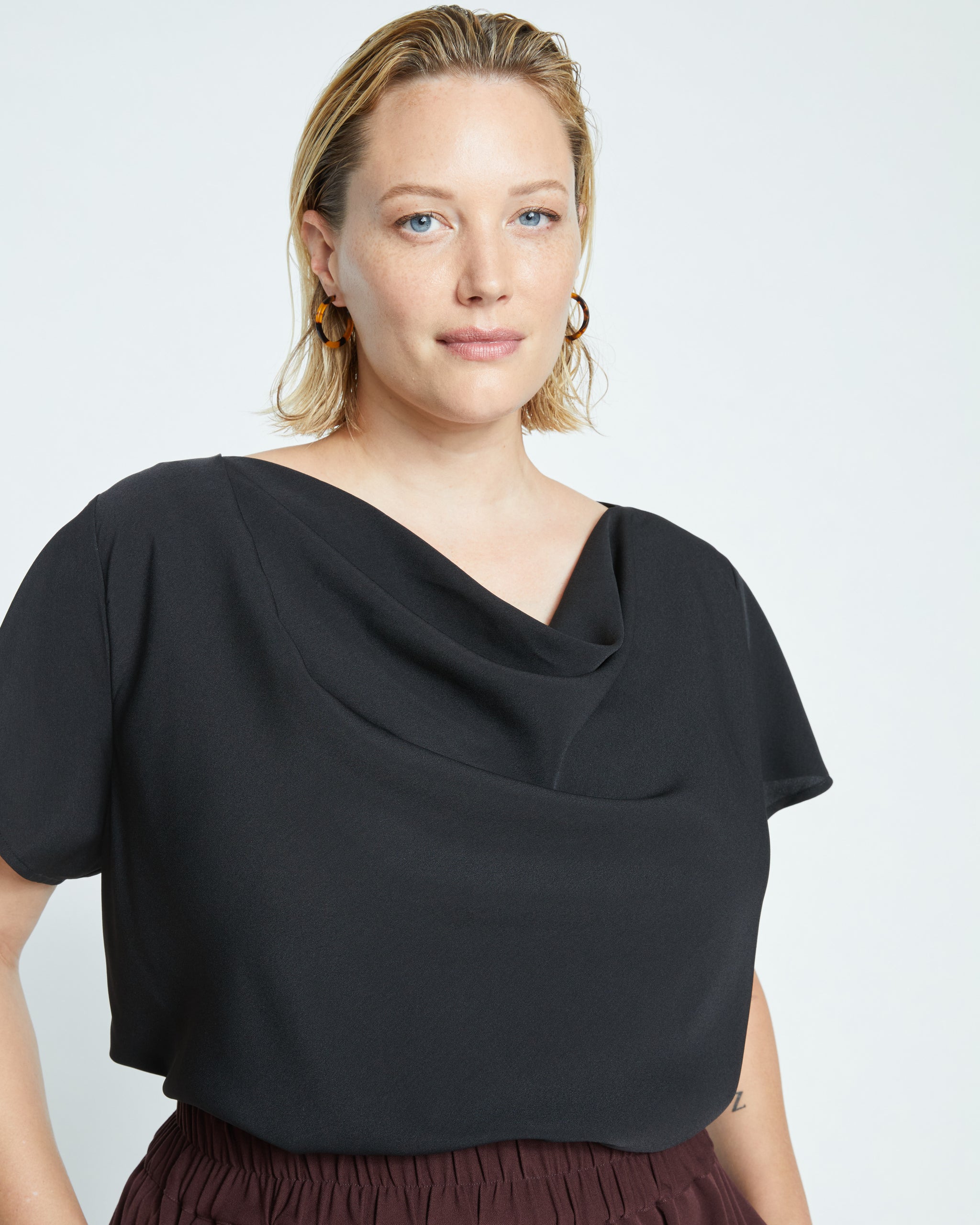 Better-Than-Silk Shell Top - Black | Universal Standard