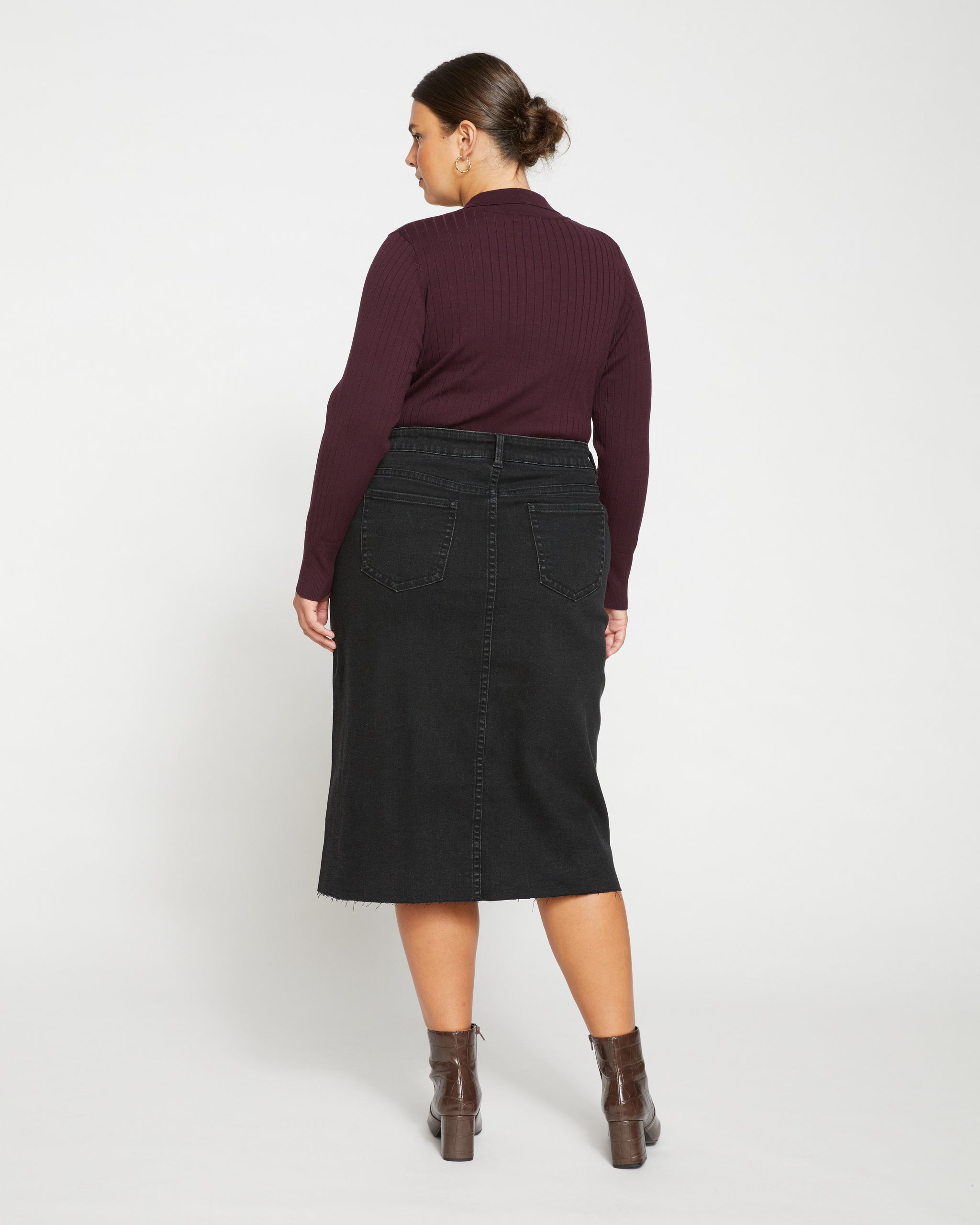 Dakota Denim Skirt - Broken Black | Universal Standard