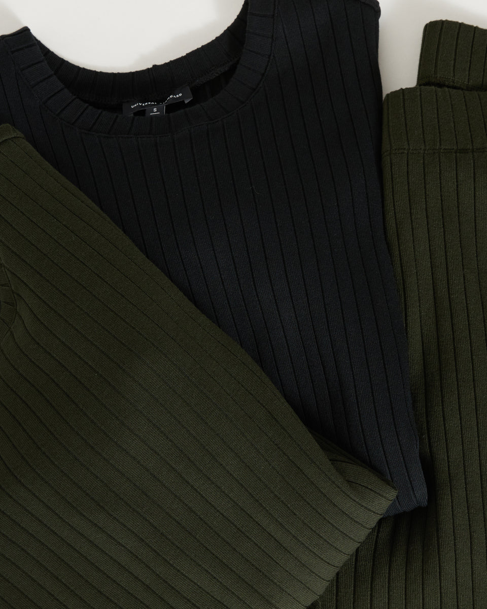 Aspen Rib T-Shirt Dress - Black Zoom image 2