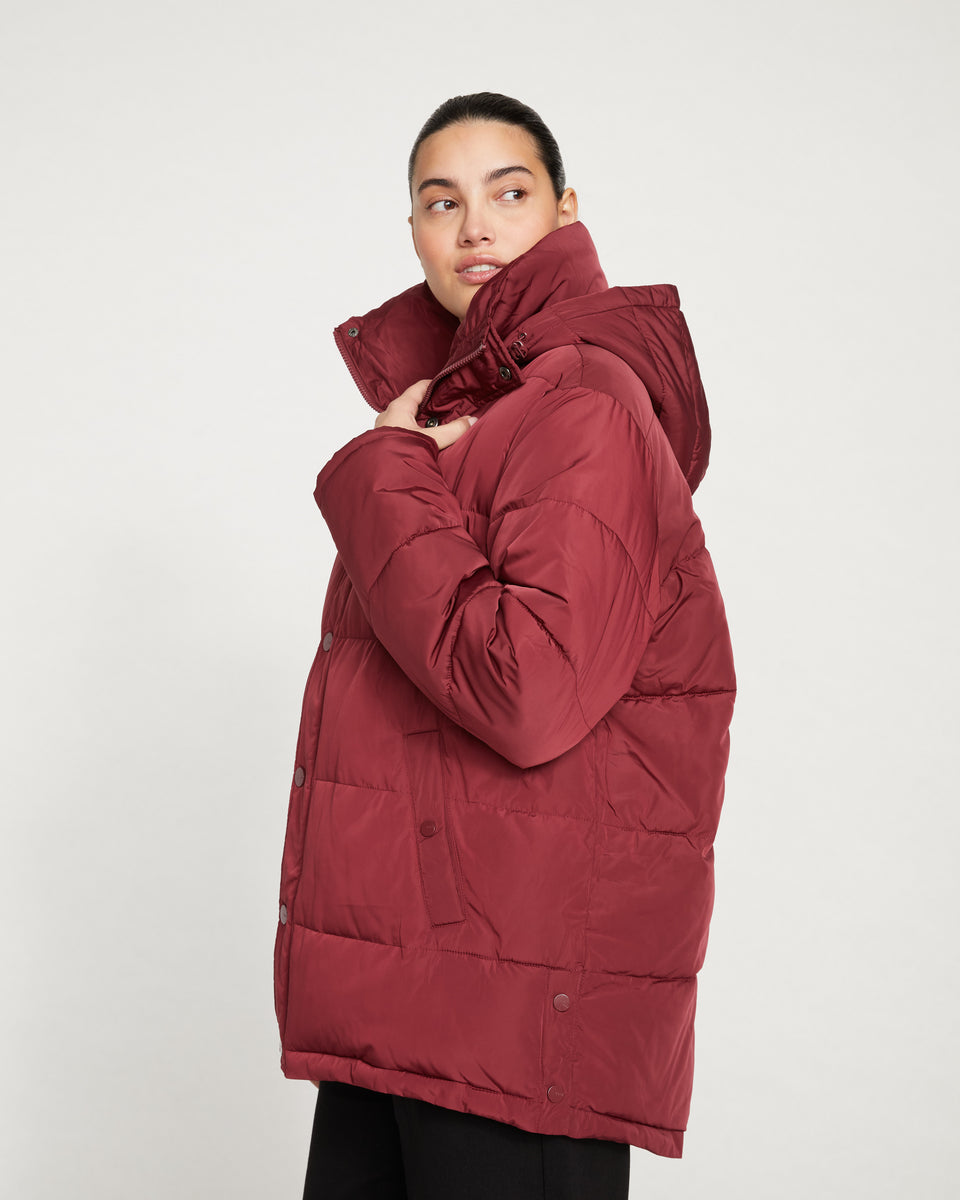 Rainier Short Hooded Puffer - Rioja Zoom image 2