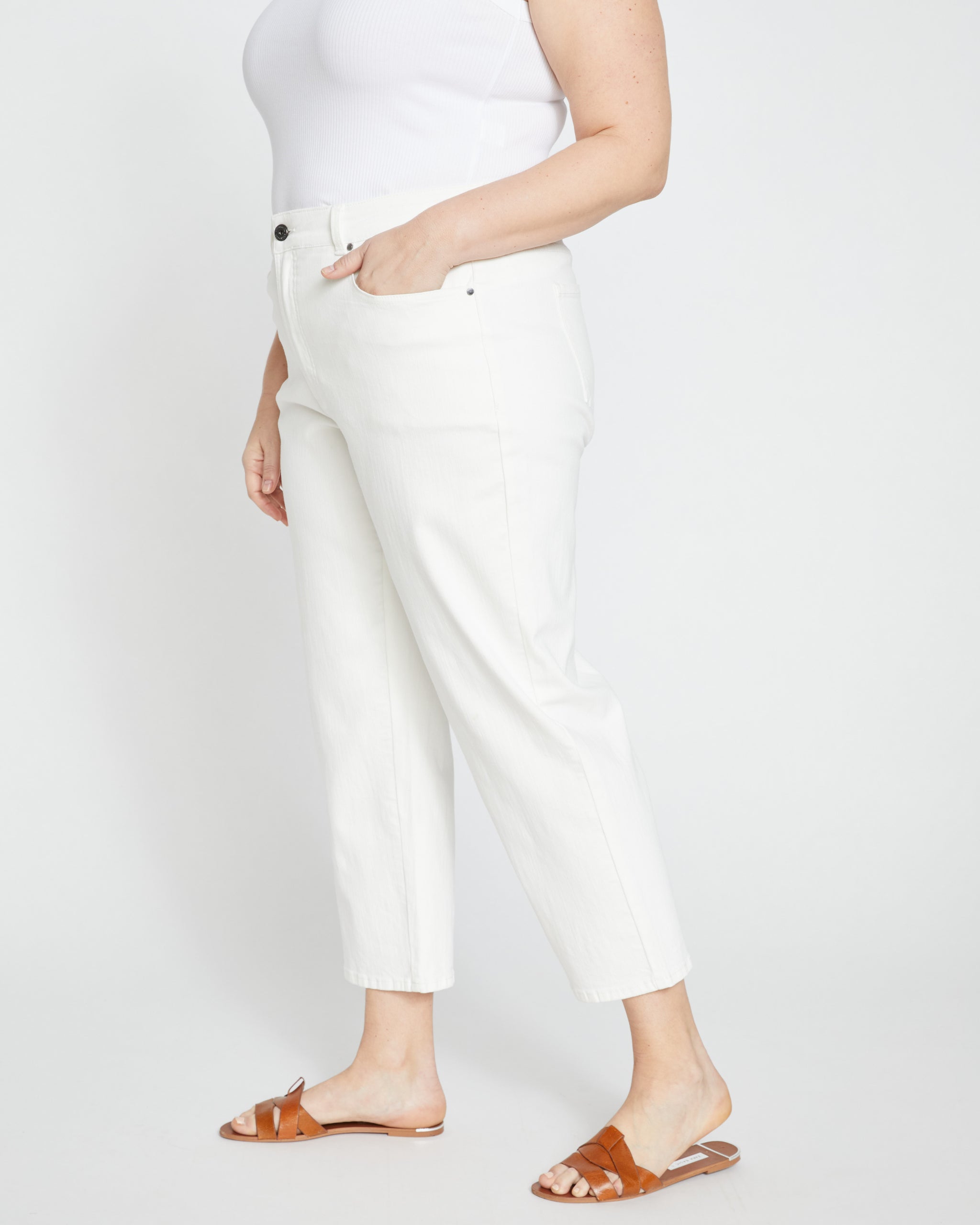 Etta High Rise Straight Leg Jeans 28 Inch - White | Universal Standard