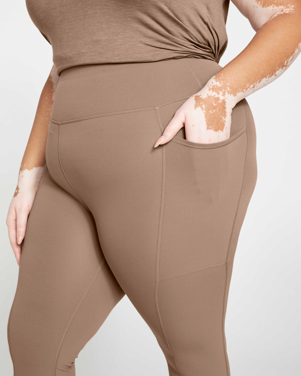 Next-to-Naked Pocket Legging - Nutmeg Zoom image 2