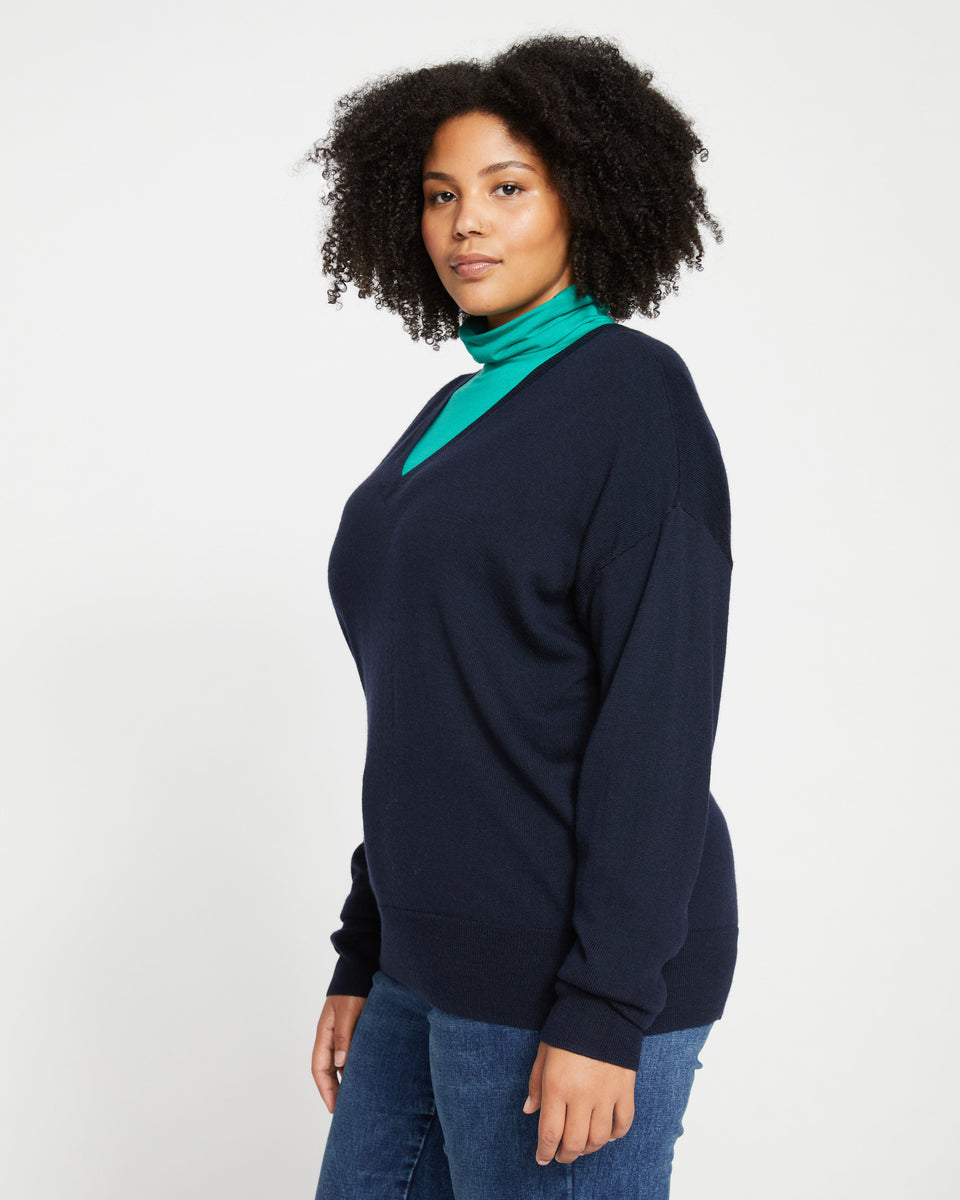 Lightweight Merino Double V Sweater - Midnight Zoom image 2