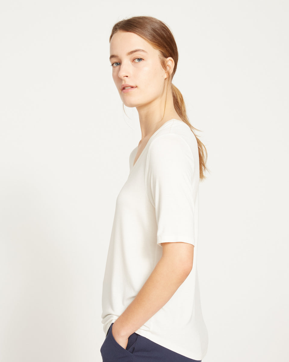 Lily Liquid Jersey V-Neck Stovepipe Tee - White Zoom image 3