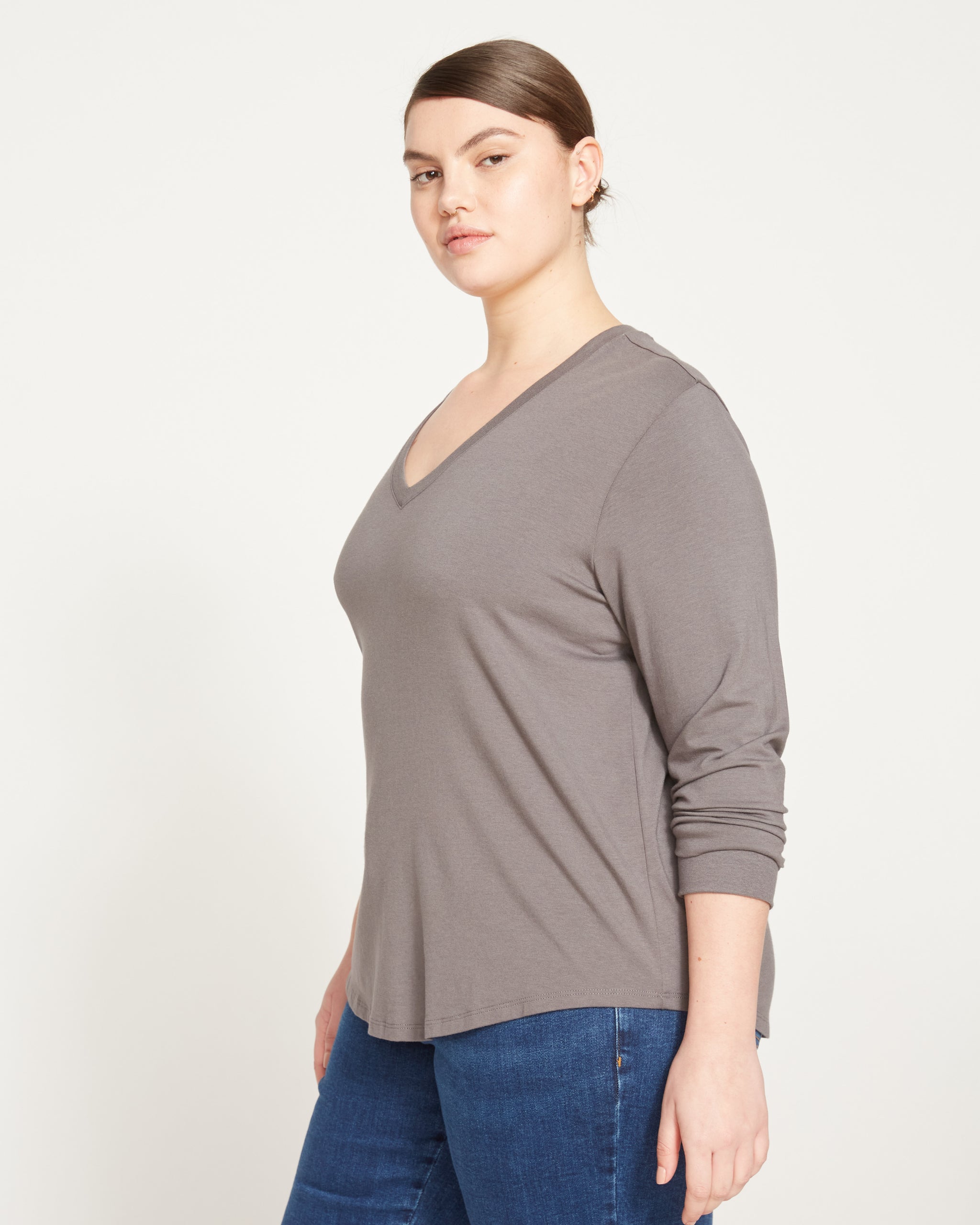 Long Sleeve V Rex - Slate | Universal Standard