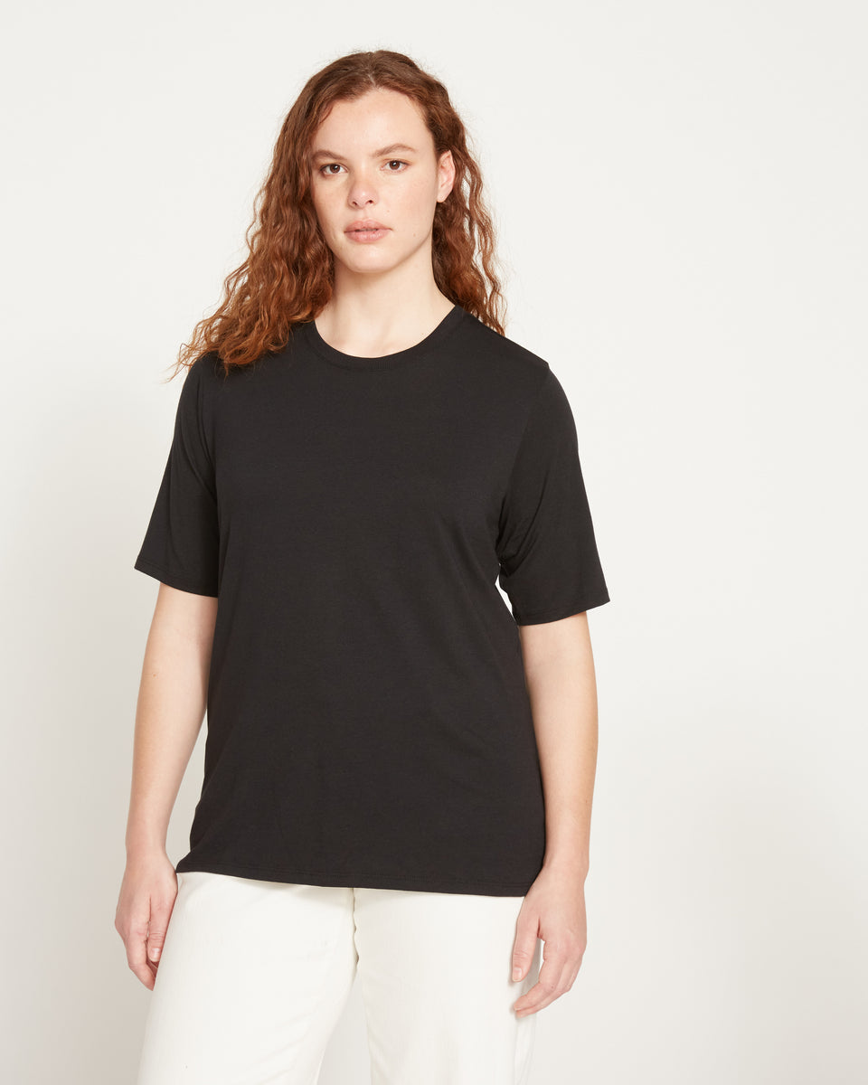 Maia Stovepipe Sleeve Tee - Black Zoom image 2