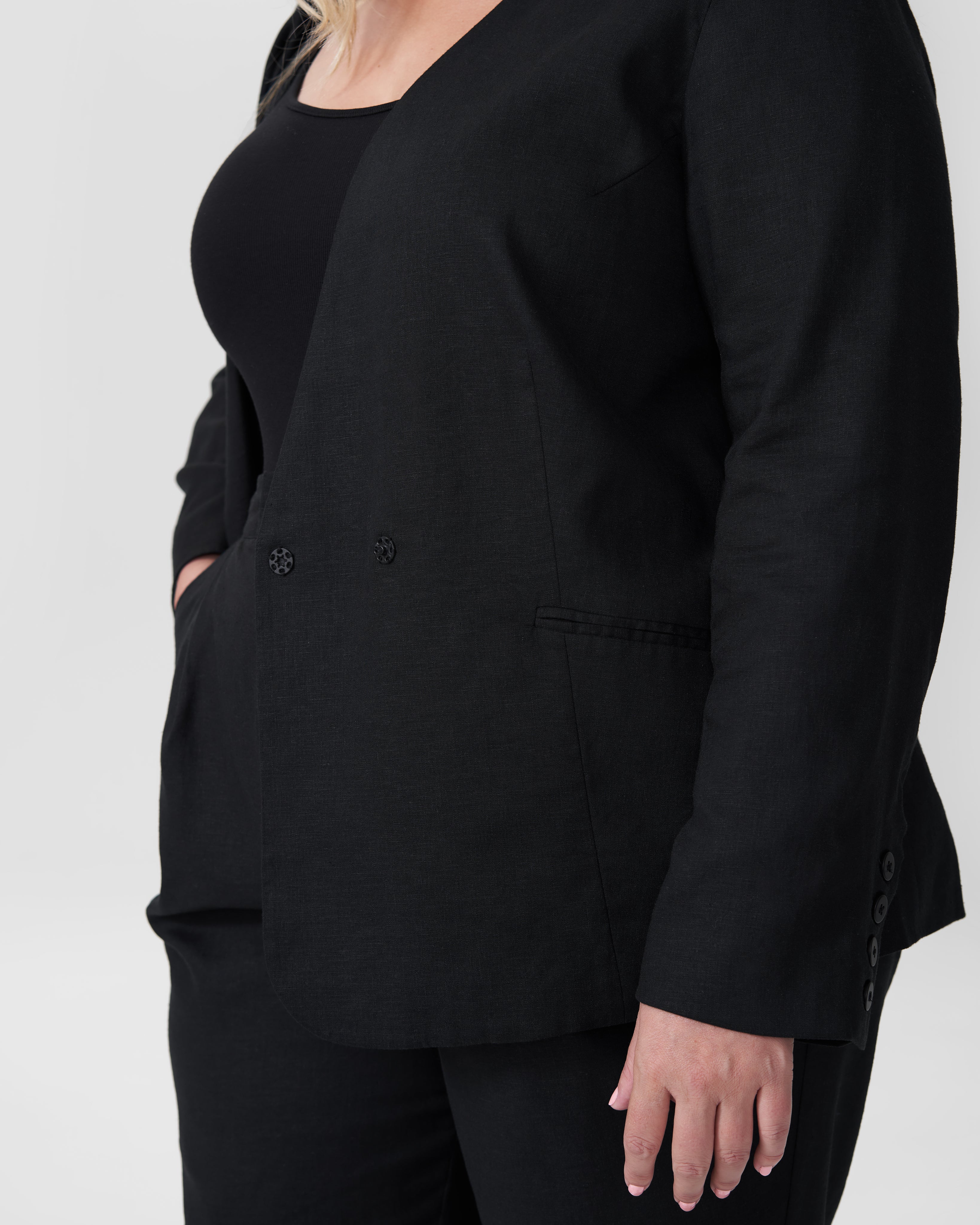 Paloma Linen Blazer - Black