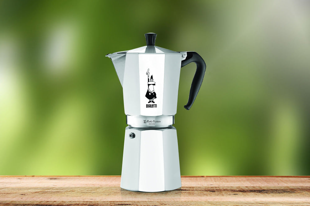 Bialetti Espresso Machine Stovetop Coffee Pot Latte Maker Moka Express 10  ounce : : Cuisine et Maison