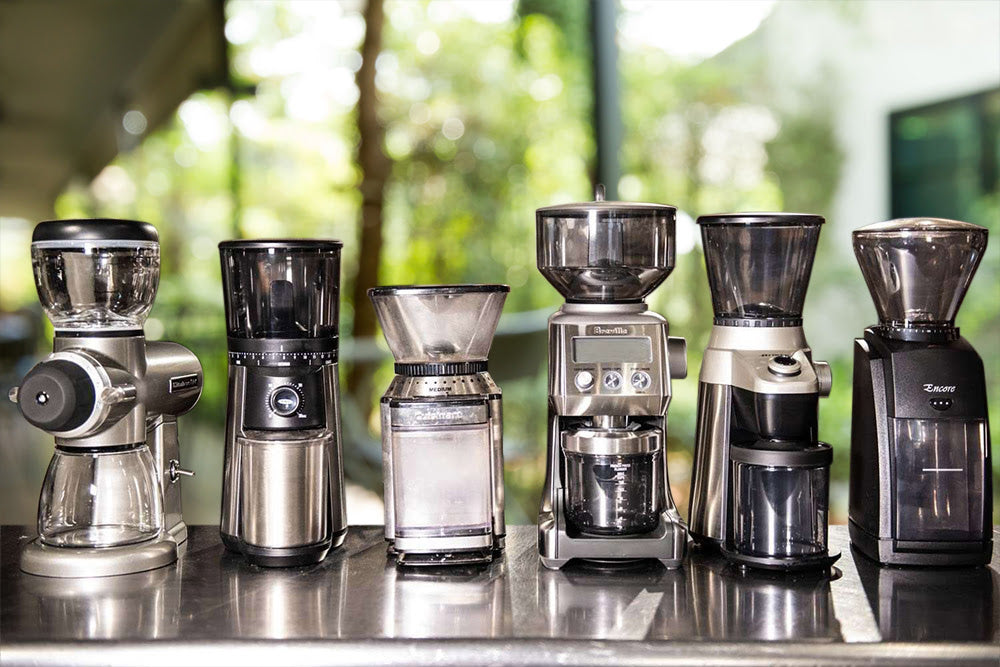 https://cdn.shopify.com/s/files/1/0838/4525/files/Buying-Guide-For-Manual-Coffee-Grinders_7a5c053c-542c-4859-ae9d-95fe5d91aad5_1024x1024.jpg?v=1694677807