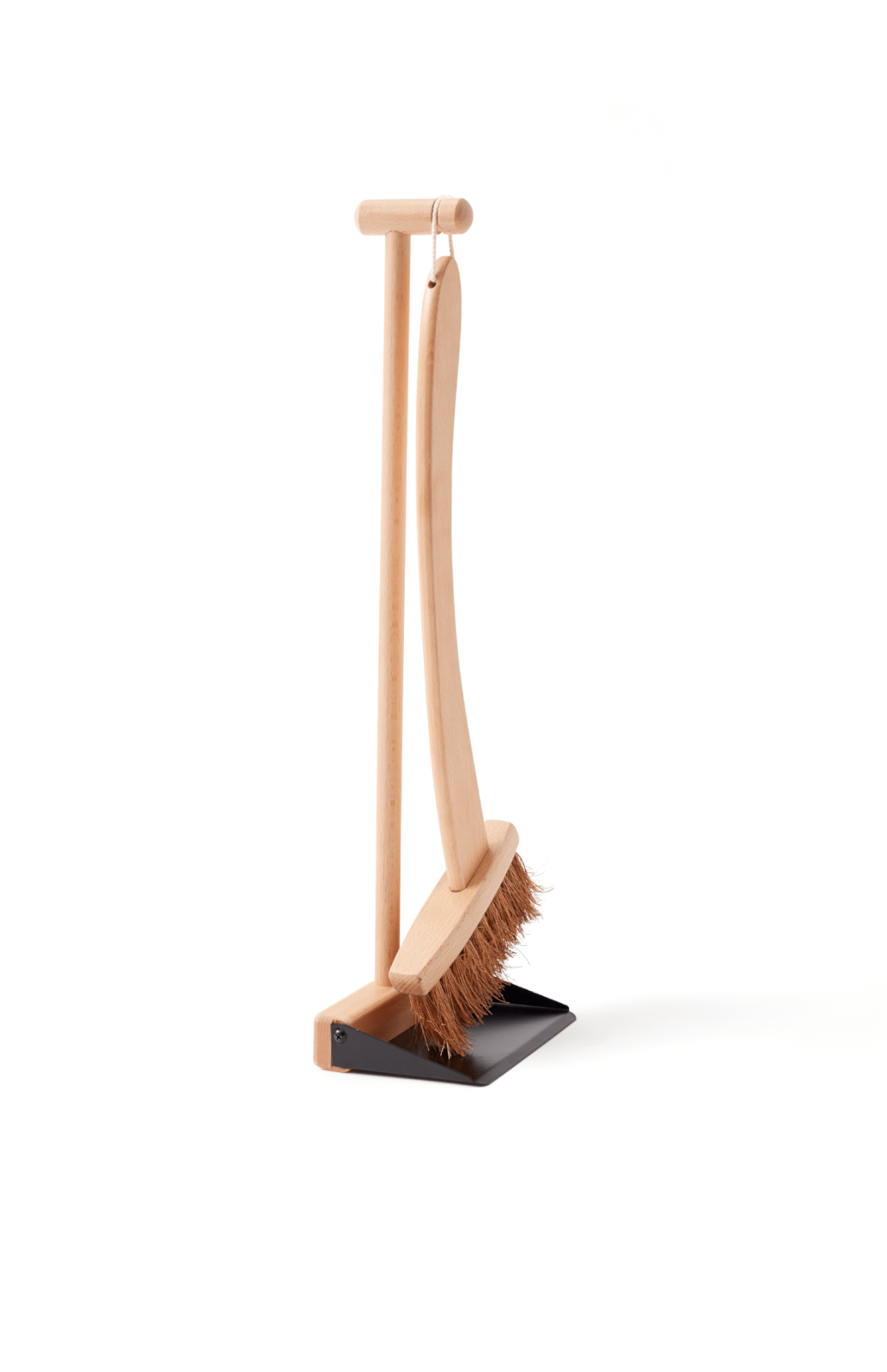 toddler dustpan and brush