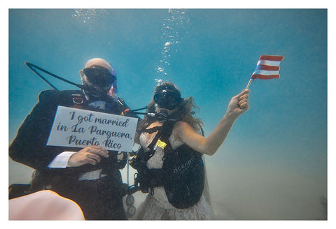 Underwater ceremony with Outex ambassador Edwin Solano 