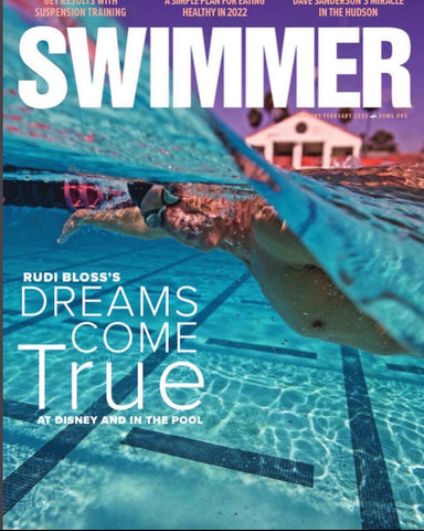 Photo de couverture du magazine SWIMMER présentant le boîtier sous-marin Outex