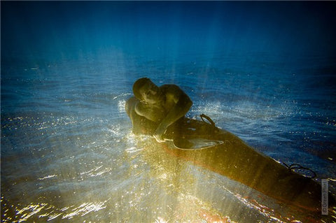 Ale Socci underwater photographer using Outex waterproof cases