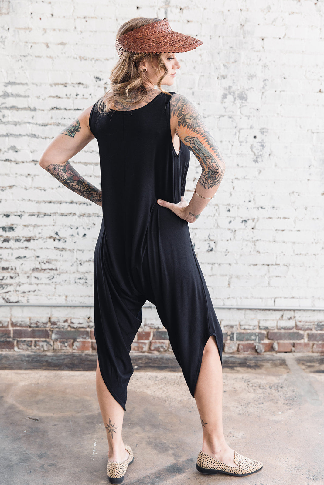 SALE／69%OFF】【SALE／69%OFF】louren Back Open Cocoon Jumpsuit