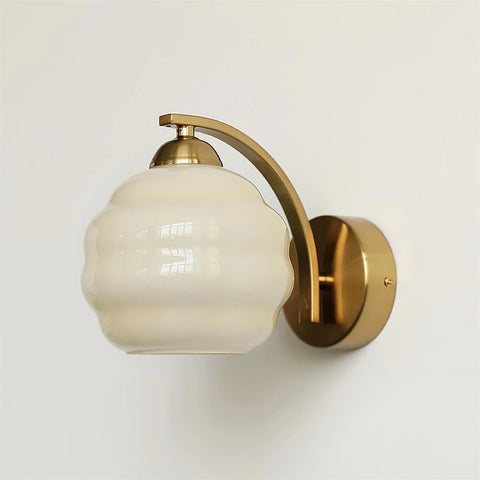 Art Retro Cream Wall Lamp