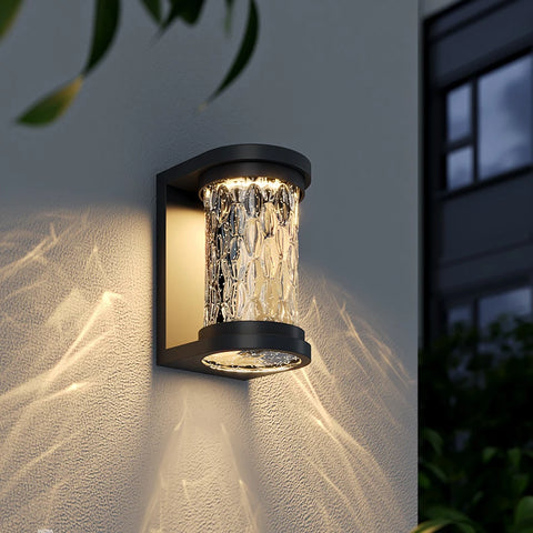 LO Outdoor Wall Lamp