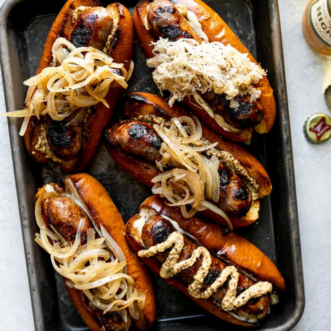 Bratwurst In Beer With Onions