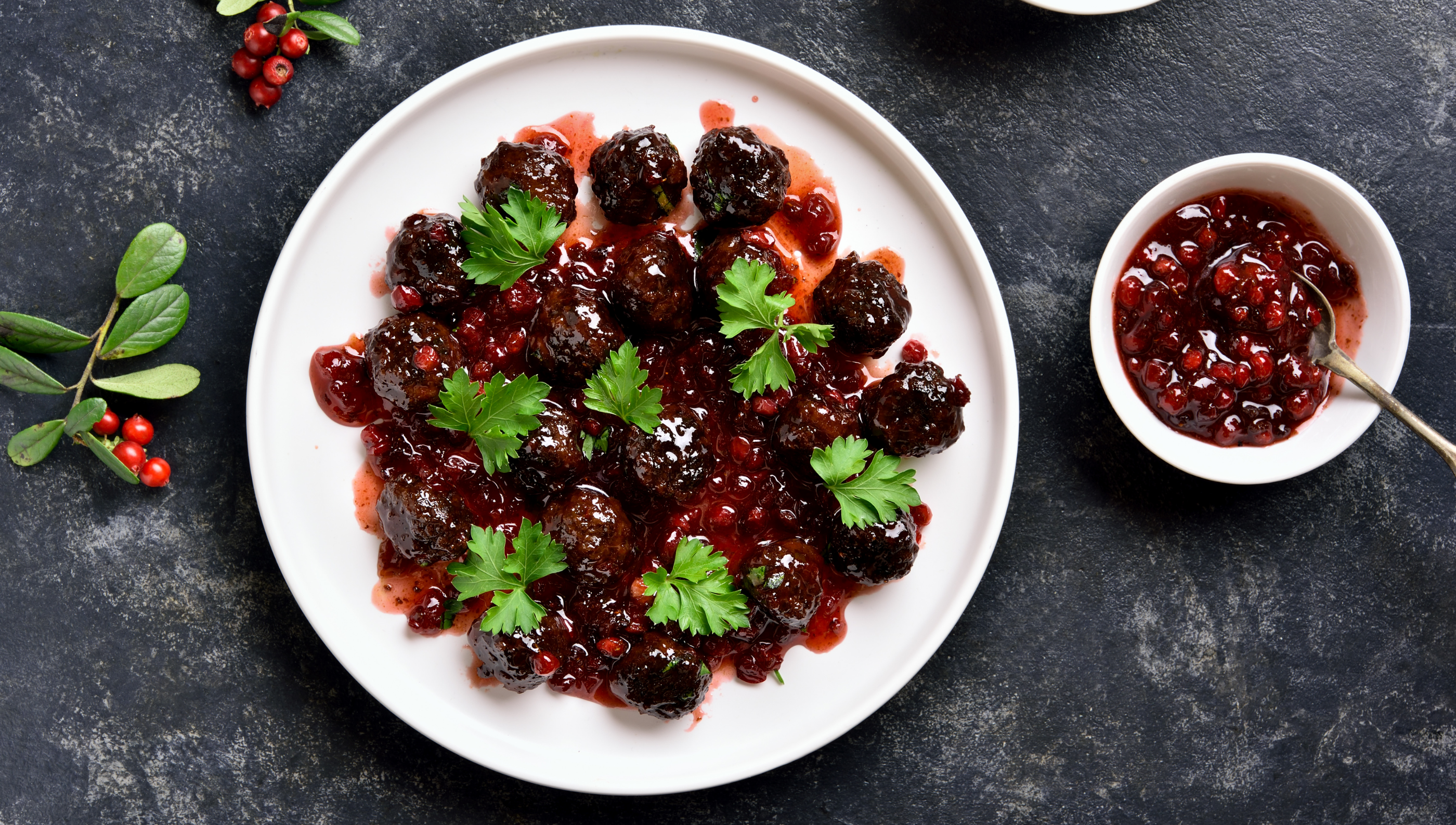 Cranberry pinot noir meatballs