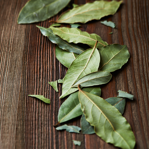 dried bay leaves