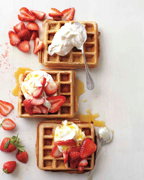 Whole-Grain Waffles with Sliced Strawberries and Yogurt