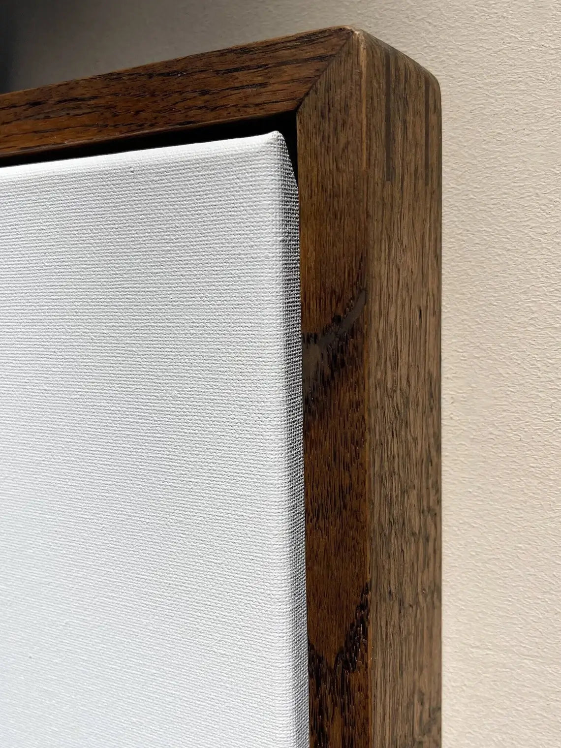 Oak Wood Floating Frame – Custom Canvas Frame for Wall Art
