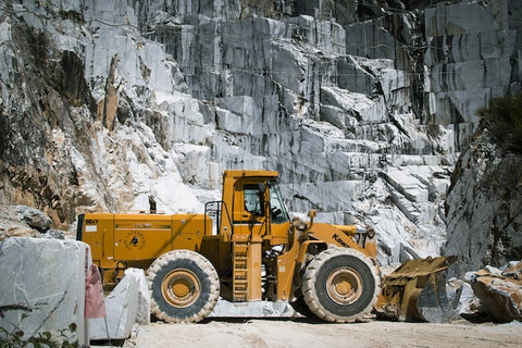 carrara white quarry