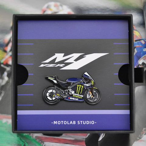 yamaha-yzr-m1-moto-pin-badge-valentino-rossi-motogp