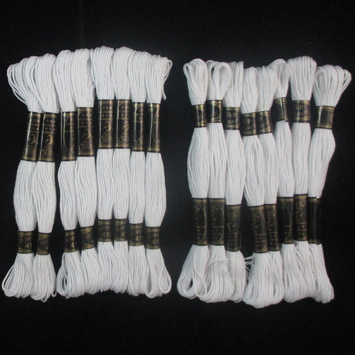 30x Bobbins Pre Wound Embroidery Machine Bobbin Thread Sewing White Black  Spool 