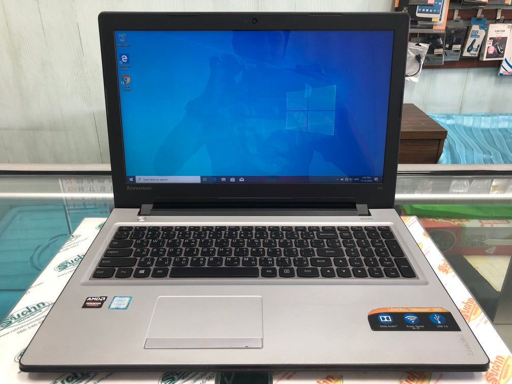 Lenovo IdeaPad 300 i305 Pakistan