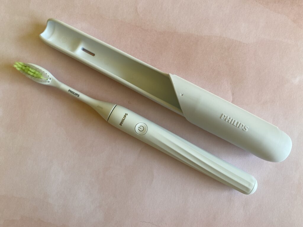 philips one rechargable electric toothbrush