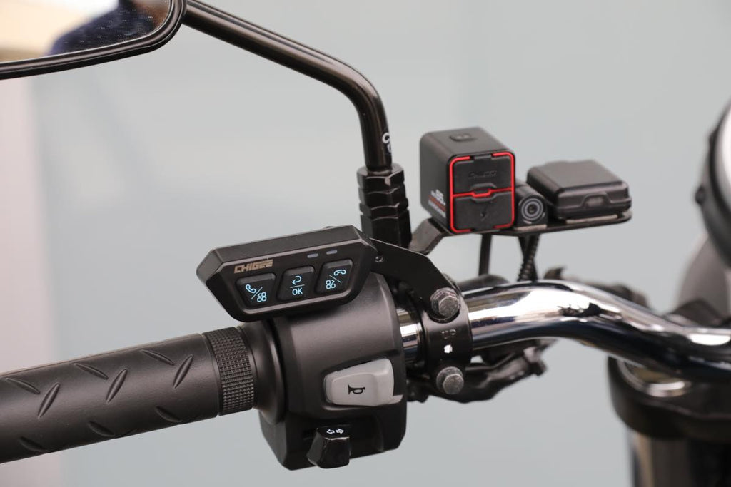 Chigee AIO-5 Lite motorcycle Smart Riding system meets Japanese standards, reduces smartphone navigation damage in tough conditions